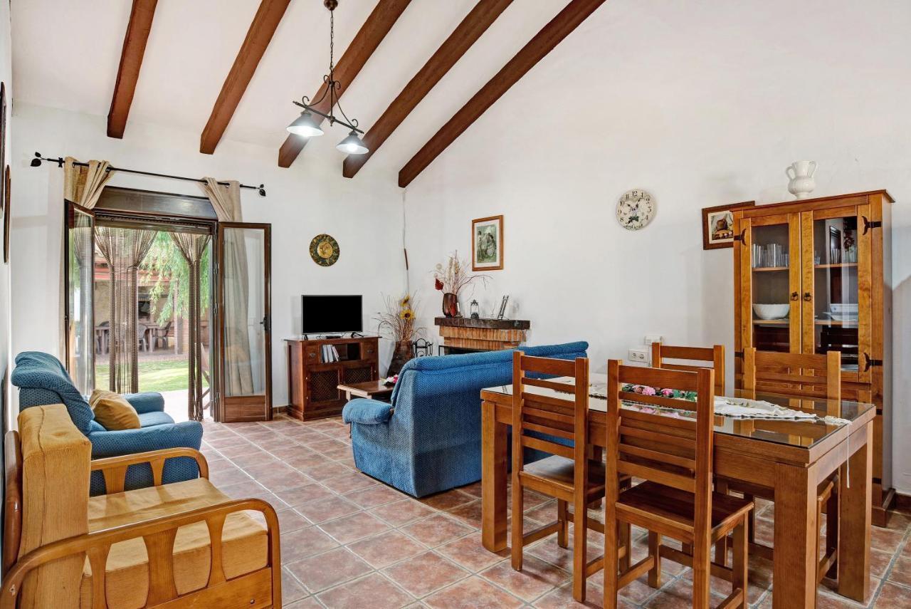 Villa Mendoza Кониль-де-ла-Фронтера Экстерьер фото
