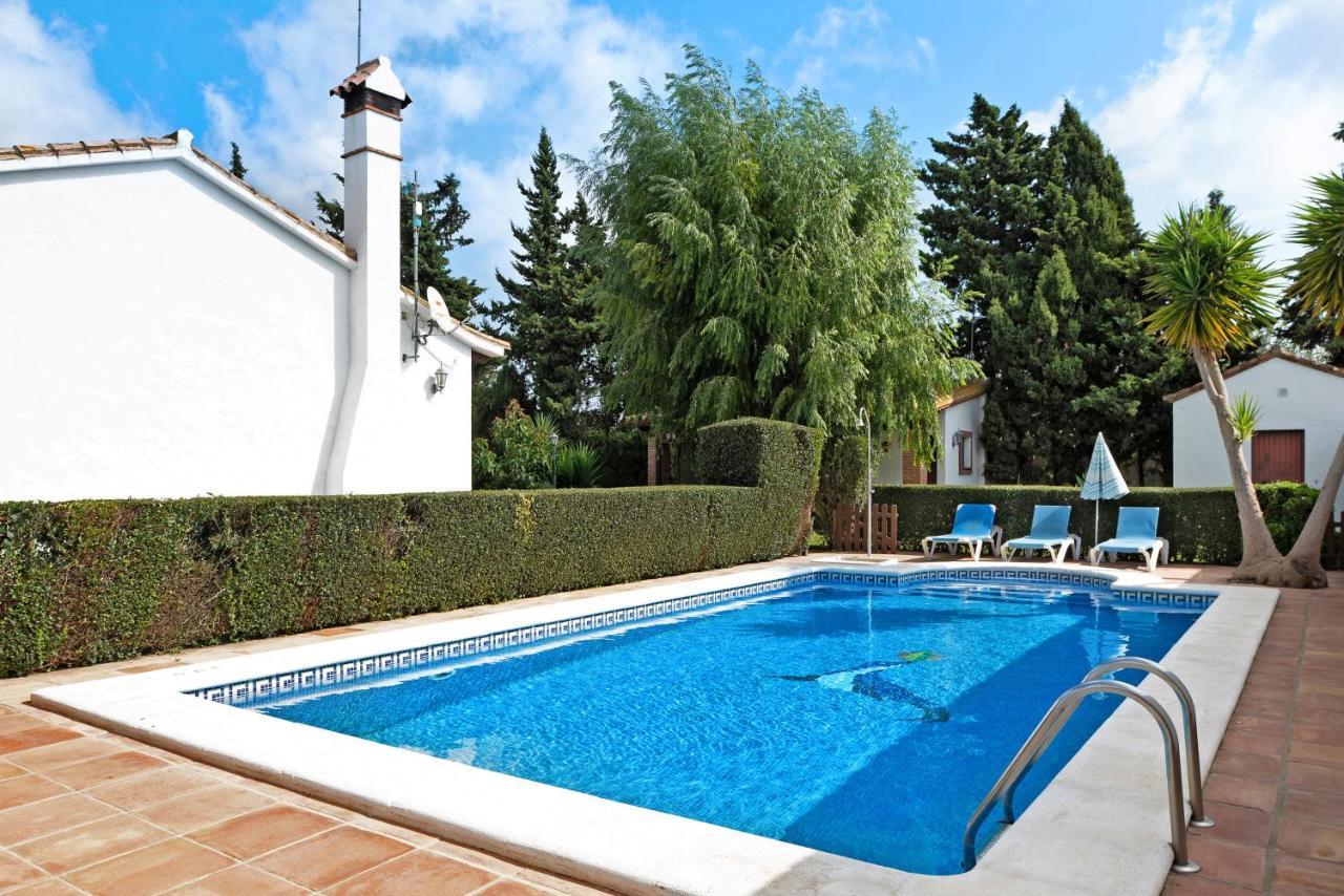 Villa Mendoza Кониль-де-ла-Фронтера Экстерьер фото
